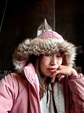 ngocngoc cute online show from 12-05-25, 03:49