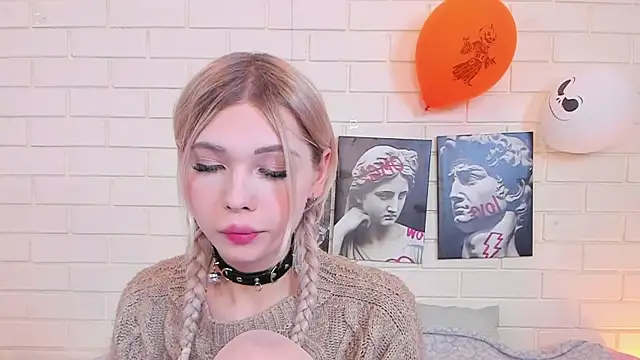 Blondy Fina online show from 11-07-25, 04:50