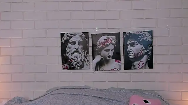 Blondy Fina online show from 10-27-25, 04:57