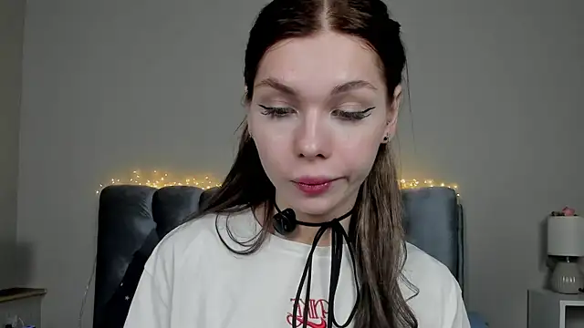 Snapshot of Blondy_Fina chatting on 07-07-26, 04:37 Blondy Fina online show from 07-07-26, 04:37