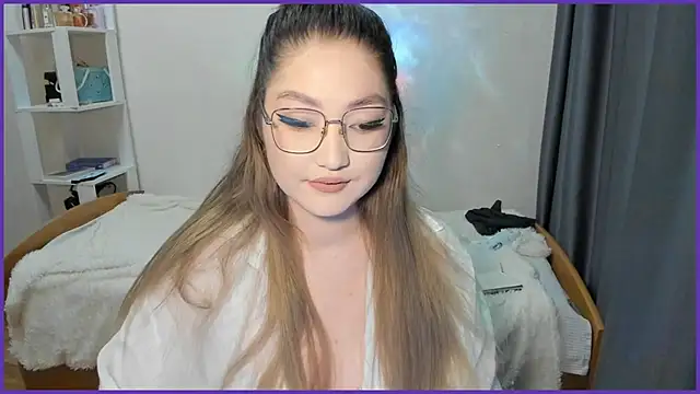 lyra x online show from 09-13-25, 12:16