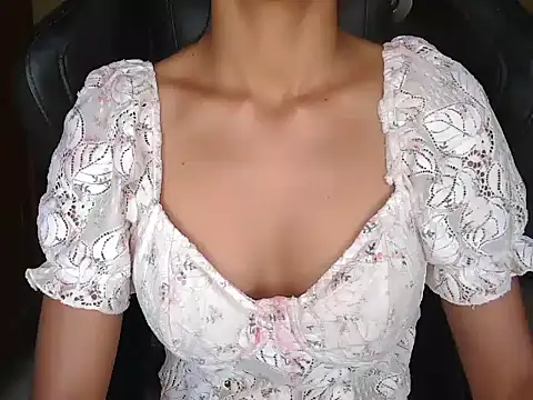 Simmi Ji online show from 11-10-25, 04:28