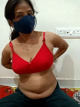 Snapshot of soni_yhakur chatting on 09-18-25, 09:23 soni yhakur online show from 09-18-25, 09:23