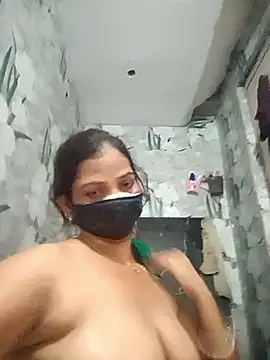 Snapshot of soni_yhakur chatting on 09-21-25, 12:10 soni yhakur online show from 09-21-25, 12:10