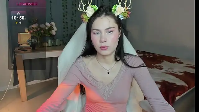 Vanellopes online show from 12-19-25, 12:40