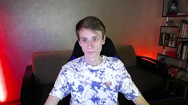 Snapshot of yes_cute_boy_ chatting on 10-01-25, 06:12 yes cute boy online show from 10-01-25, 06:12