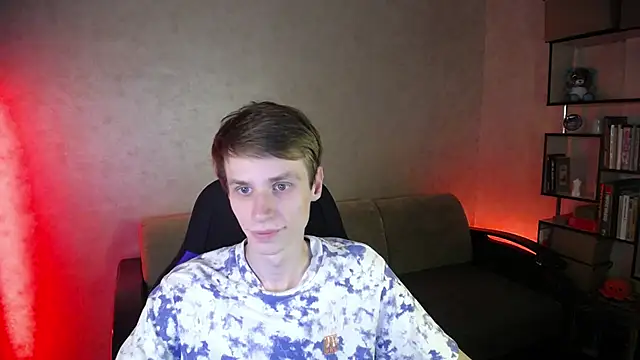 Snapshot of yes_cute_boy_ chatting on 10-12-25, 07:26 yes cute boy online show from 10-12-25, 07:26