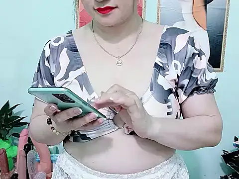 Spa-LinhLinh online show from 05-14-26, 07:16