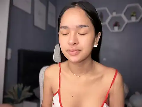 lelasohna online show from 10-28-25, 07:29