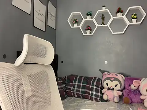 lelasohna online show from 11-16-25, 11:37