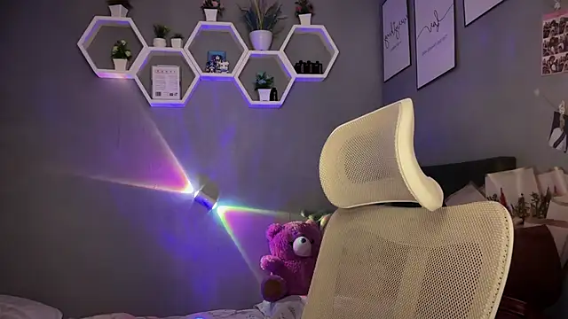 Snapshot of lelasohna chatting on 02-12-26, 10:04 lelasohna online show from 02-12-26, 10:04