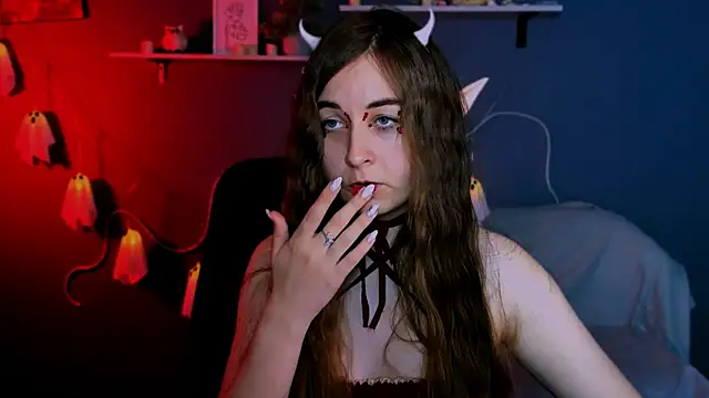 Snapshot of lilith_diva chatting on 10-25-25, 07:14 lilith diva online show from 10-25-25, 07:14