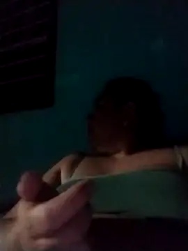 Snapshot of yyuly chatting on 10-26-25, 03:51 yyuly online show from 10-26-25, 03:51