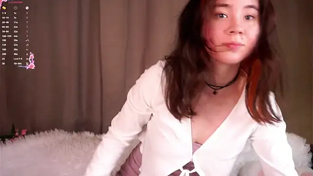 Snapshot of AlbertaClack chatting on 02-19-26, 11:29 AlbertaClack online show from 02-19-26, 11:29