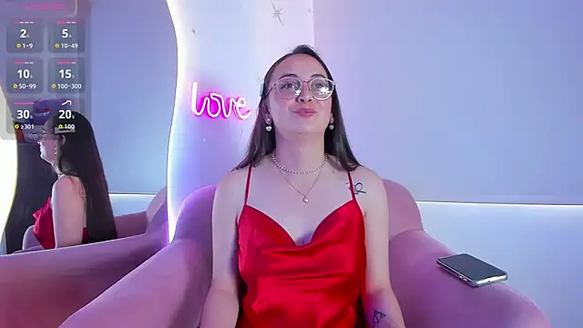 selene swee online show from 09-17-25, 05:48