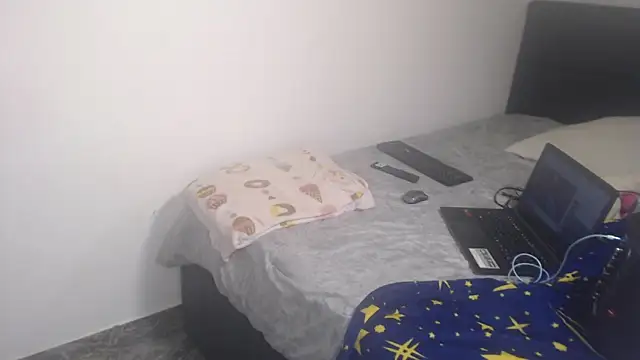 Snapshot of habdiela chatting on 02-25-26, 03:18 habdiela online show from 02-25-26, 03:18