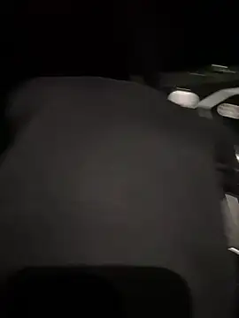 Snapshot of WBGJZ chatting on 11-17-25, 01:15 WBGJZ online show from 11-17-25, 01:15