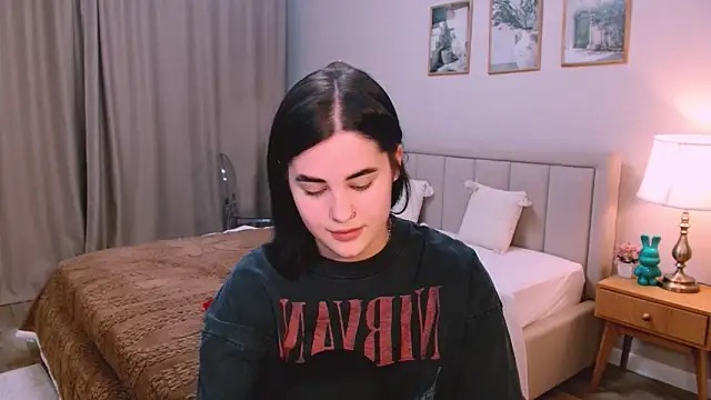 lil angel  online show from 03-07-26, 06:35