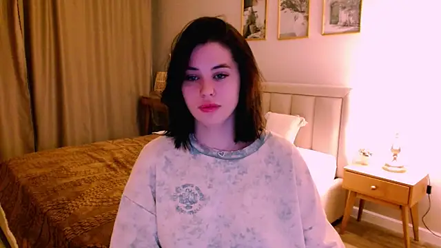 lil angel  online show from 02-14-26, 03:51