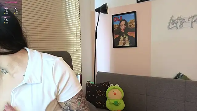 SujannaVarma  online show from 11-09-25, 07:29