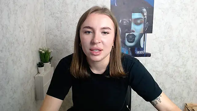 Snapshot of JuliaTopp_ chatting on 09-27-25, 08:20 JuliaTopp  online show from 09-27-25, 08:20