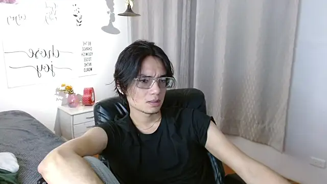 Snapshot of davoxer chatting on 09-25-25, 03:23 davoxer online show from 09-25-25, 03:23
