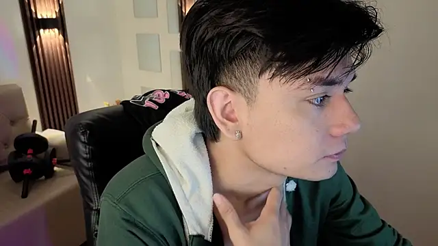 davoxer online show from 04-11-26, 03:36