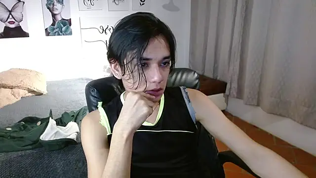 Snapshot of davoxer chatting on 09-18-25, 02:58 davoxer online show from 09-18-25, 02:58