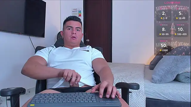 Snapshot of RJBarto chatting on 02-09-26, 01:36 RJBarto online show from 02-09-26, 01:36