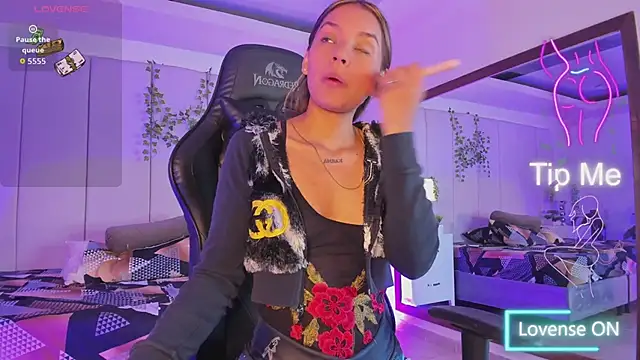 mia rousse25 online show from 03-26-26, 03:10