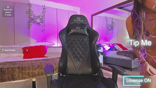 Snapshot of mia_rousse25 chatting on 02-09-26, 02:26 mia rousse25 online show from 02-09-26, 02:26