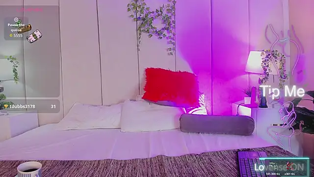 Snapshot of mia_rousse25 chatting on 02-18-26, 02:57 mia rousse25 online show from 02-18-26, 02:57