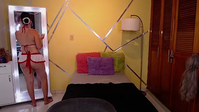 shirleyrojas online show from 12-02-25, 07:48