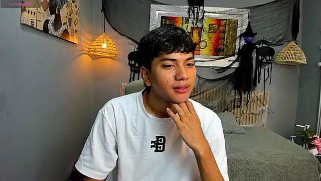 markbowie online show from 10-31-25, 11:40