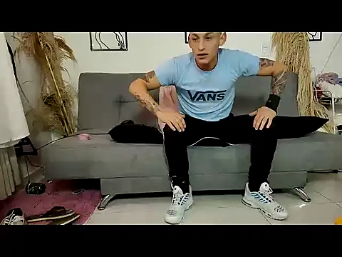 Masterblue hot online show from 12-20-25, 09:06