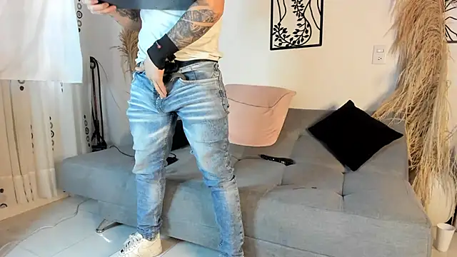 Masterblue hot online show from 11-27-25, 09:59