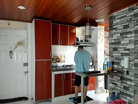 Masterblue hot online show from 10-12-25, 07:37