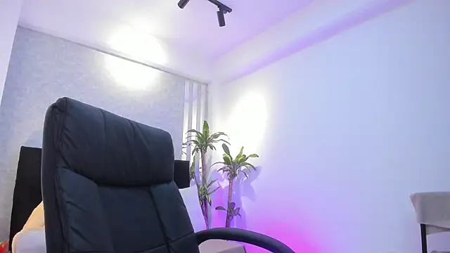 lily cash1 online show from 11-20-25, 02:51