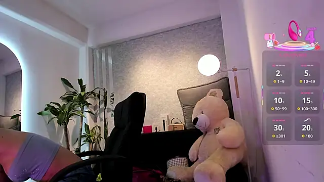 lily cash1 online show from 02-16-26, 12:59