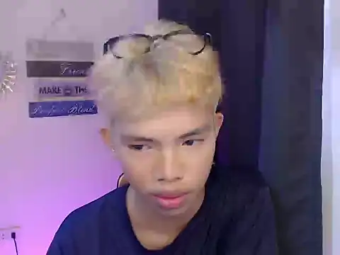 urcumjp online show from 11-25-25, 04:13