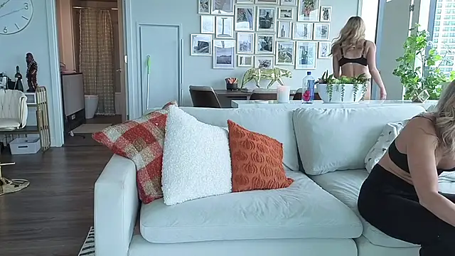 bambifarrina online show from 10-22-25, 06:40