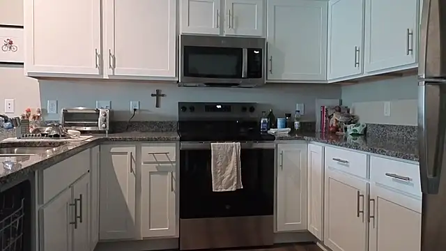 bambifarrina online show from 10-18-25, 02:41