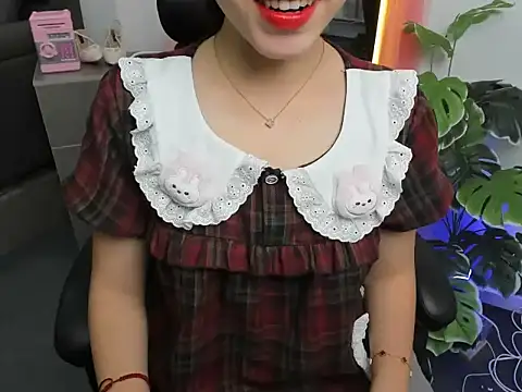 Snapshot of Xiao_cute chatting on 09-29-25, 03:28 Xiao cute online show from 09-29-25, 03:28
