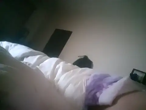 Ulisespotrooo45 online show from 12-20-25, 04:54