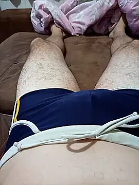 Gustavo198045 online show from 04-08-26, 11:39