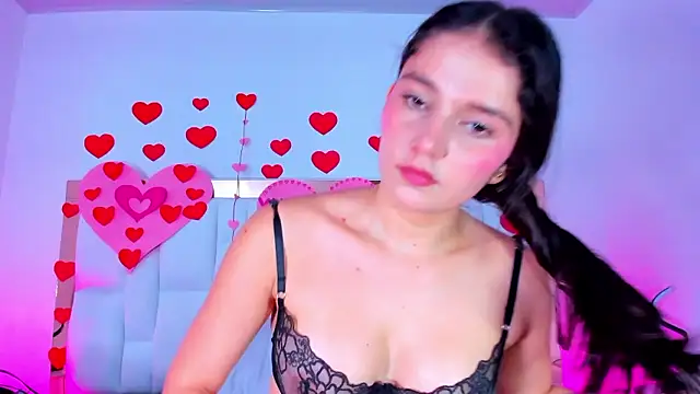 Snapshot of ZoeBarnett chatting on 02-16-26, 06:17 ZoeBarnett online show from 02-16-26, 06:17