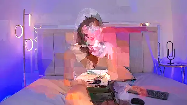 ZoeBarnett online show from 10-31-25, 06:37