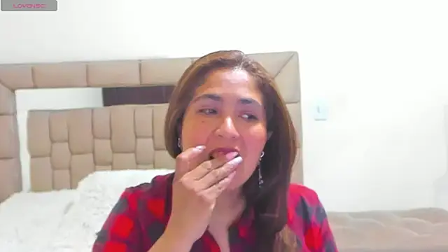 gabrielaponce11 online show from 12-16-25, 12:15