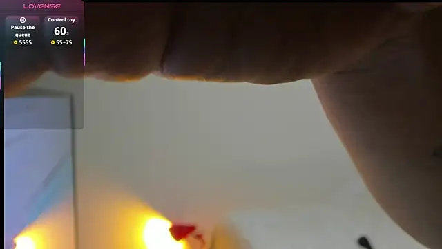 gabrielaponce11 online show from 10-05-25, 11:06