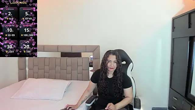 gabrielaponce11 online show from 05-11-26, 01:23